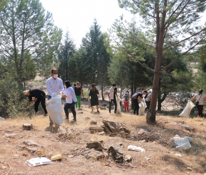 TTO gönüllü ekipleri ormandaki çöpleri topladı